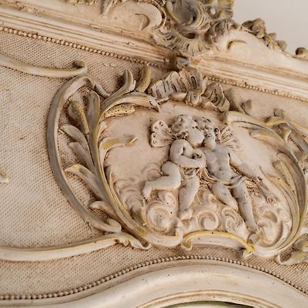 شقة Bien D'Exception En Face Du Palais Des Papes أفينيون المظهر الخارجي الصورة